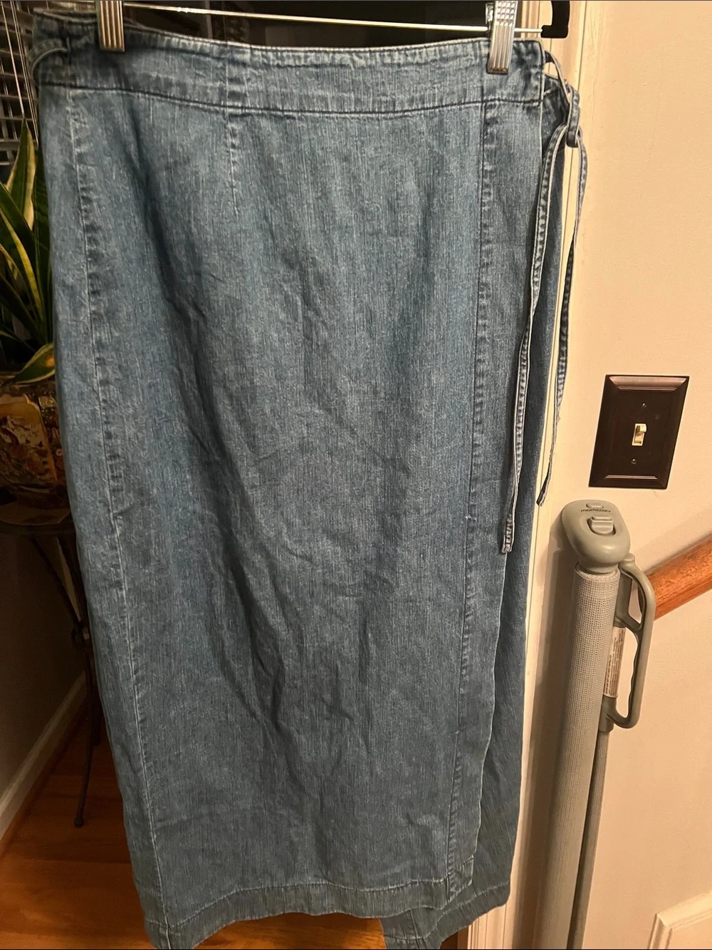 Banana Republic vintage Denim true wrap soft Jean Skirt Size 14 - Picture 1 of 7